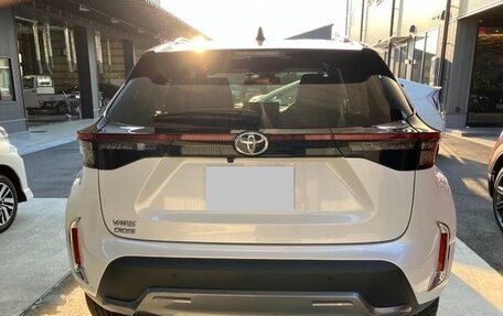 Toyota Yaris Cross, 2023 год, 1 347 000 рублей, 5 фотография