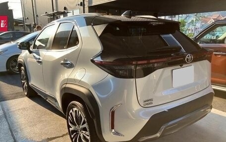 Toyota Yaris Cross, 2023 год, 1 347 000 рублей, 6 фотография