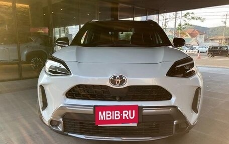 Toyota Yaris Cross, 2023 год, 1 347 000 рублей, 2 фотография