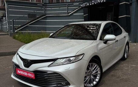 Toyota Camry, 2020 год, 3 150 000 рублей, 1 фотография