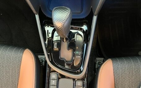 Toyota Yaris Cross, 2023 год, 1 347 000 рублей, 36 фотография