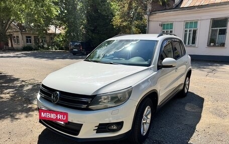 Volkswagen Tiguan I, 2012 год, 1 050 000 рублей, 2 фотография