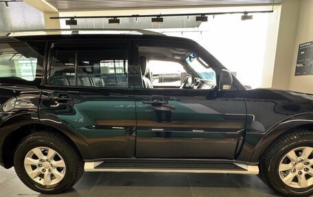 Mitsubishi Pajero IV, 2011 год, 1 799 000 рублей, 5 фотография