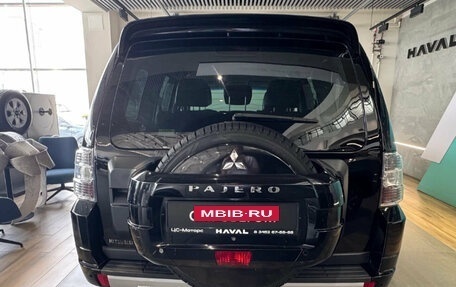 Mitsubishi Pajero IV, 2011 год, 1 799 000 рублей, 7 фотография