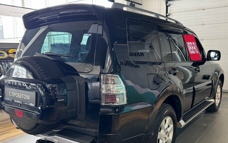 Mitsubishi Pajero IV, 2011 год, 1 799 000 рублей, 2 фотография