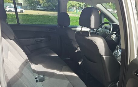 Opel Zafira B, 2013 год, 660 000 рублей, 1 фотография