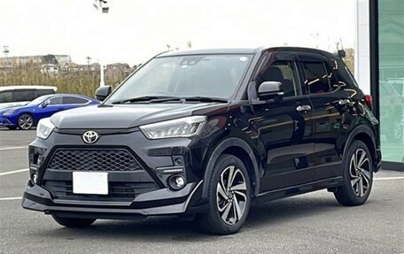Toyota Raize I, 2022 год, 1 200 000 рублей, 1 фотография