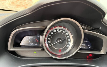 Mazda 3, 2015 год, 1 320 000 рублей, 10 фотография