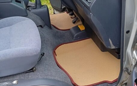 Toyota HiAce H100, 2004 год, 1 200 000 рублей, 3 фотография