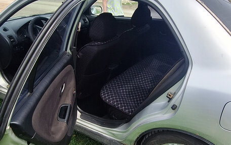 Mitsubishi Carisma I, 2003 год, 130 000 рублей, 6 фотография