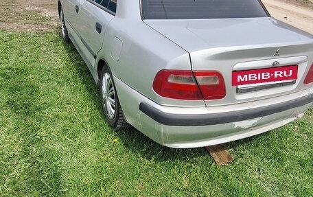 Mitsubishi Carisma I, 2003 год, 130 000 рублей, 2 фотография