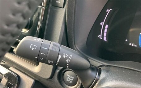 Toyota Sienta, 2023 год, 1 370 000 рублей, 29 фотография