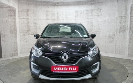 Renault Kaptur I рестайлинг, 2017 год, 1 285 000 рублей, 2 фотография