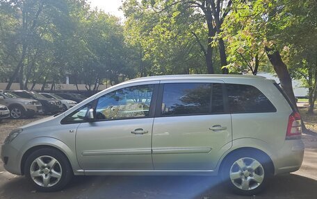 Opel Zafira B, 2013 год, 660 000 рублей, 4 фотография