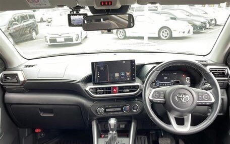 Toyota Raize I, 2022 год, 1 200 000 рублей, 18 фотография