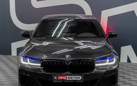 BMW 5 серия, 2020 год, 4 349 900 рублей, 2 фотография