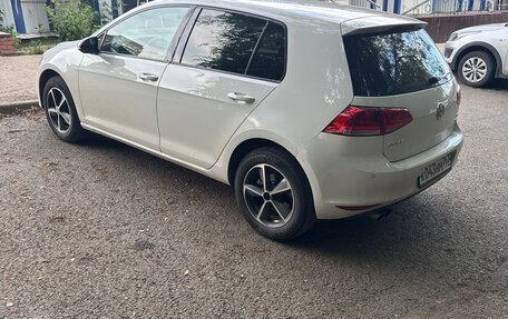 Volkswagen Golf VII, 2015 год, 1 000 000 рублей, 5 фотография