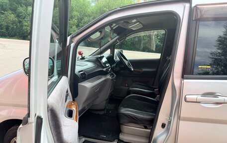 Nissan Serena II, 2001 год, 570 000 рублей, 8 фотография