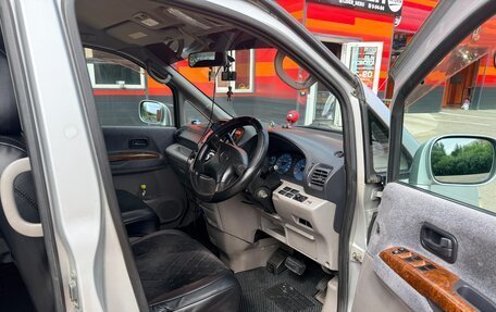 Nissan Serena II, 2001 год, 570 000 рублей, 11 фотография