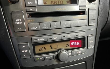 Toyota Avensis III рестайлинг, 2007 год, 697 000 рублей, 18 фотография