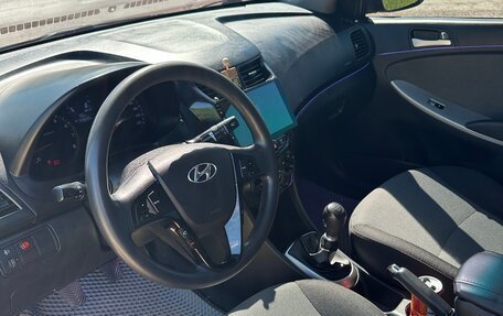 Hyundai Solaris II рестайлинг, 2014 год, 590 000 рублей, 10 фотография