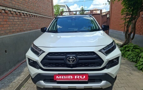 Toyota RAV4, 2024 год, 3 720 000 рублей, 18 фотография