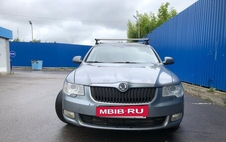 Skoda Superb III рестайлинг, 2009 год, 750 000 рублей, 10 фотография