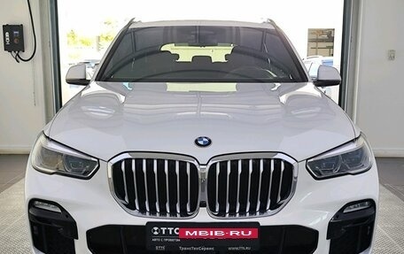 BMW X5, 2019 год, 5 600 000 рублей, 2 фотография