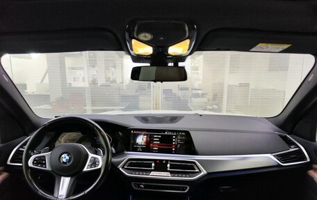 BMW X5, 2019 год, 5 600 000 рублей, 14 фотография