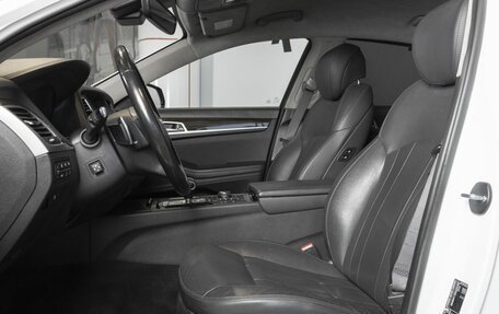 Genesis G80 I, 2017 год, 2 380 000 рублей, 17 фотография