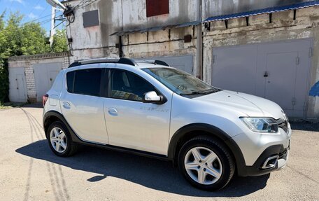 Renault Sandero II рестайлинг, 2019 год, 1 175 000 рублей, 3 фотография