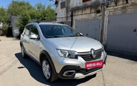 Renault Sandero II рестайлинг, 2019 год, 1 175 000 рублей, 2 фотография