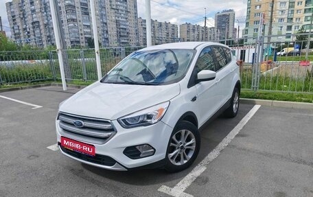 Ford Escape III, 2018 год, 1 329 000 рублей, 1 фотография
