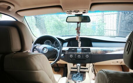 BMW 5 серия, 2004 год, 1 050 000 рублей, 17 фотография