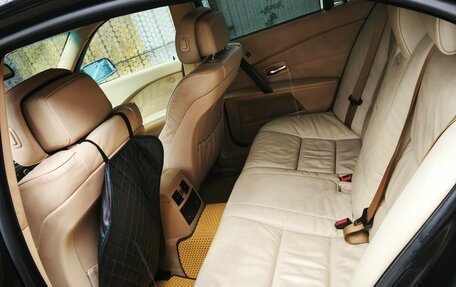 BMW 5 серия, 2004 год, 1 050 000 рублей, 12 фотография