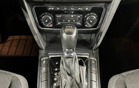 Skoda Superb III рестайлинг, 2014 год, 1 299 000 рублей, 19 фотография