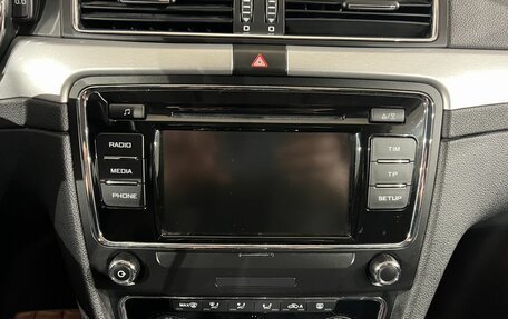 Skoda Superb III рестайлинг, 2014 год, 1 299 000 рублей, 18 фотография