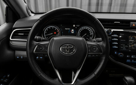 Toyota Camry, 2020 год, 2 940 000 рублей, 10 фотография