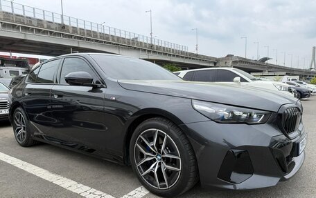 BMW 5 серия, 2025 год, 7 690 000 рублей, 2 фотография