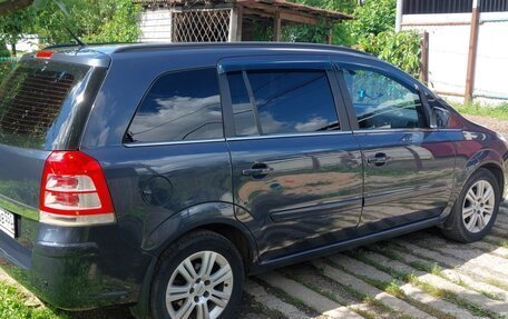 Opel Zafira B, 2010 год, 695 000 рублей, 14 фотография