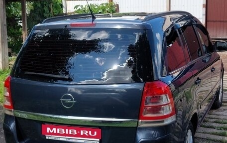 Opel Zafira B, 2010 год, 695 000 рублей, 17 фотография
