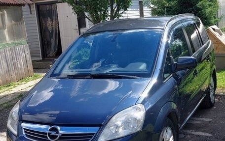 Opel Zafira B, 2010 год, 695 000 рублей, 33 фотография