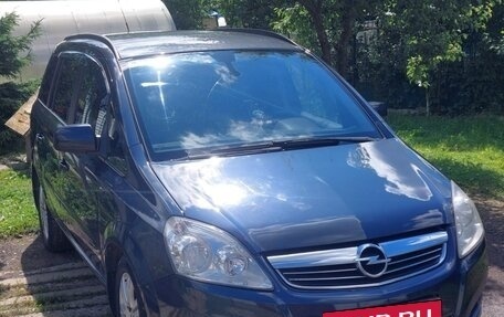 Opel Zafira B, 2010 год, 695 000 рублей, 34 фотография
