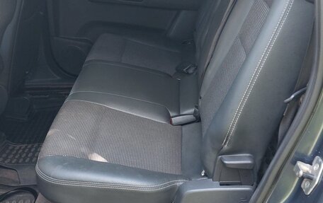 Opel Zafira B, 2010 год, 695 000 рублей, 38 фотография