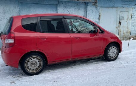Honda Fit III, 2002 год, 330 000 рублей, 3 фотография