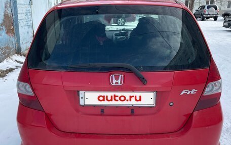 Honda Fit III, 2002 год, 330 000 рублей, 2 фотография