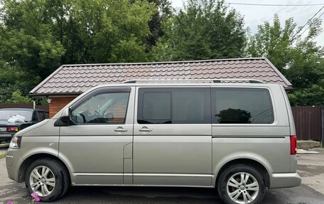 Volkswagen Multivan T5, 2010 год, 2 500 000 рублей, 3 фотография