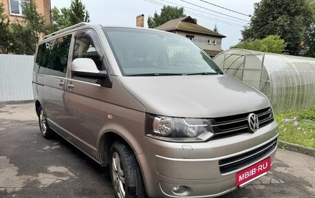 Volkswagen Multivan T5, 2010 год, 2 500 000 рублей, 2 фотография