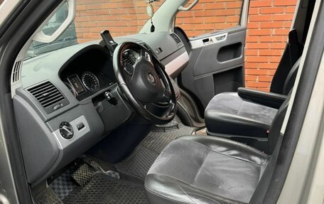 Volkswagen Multivan T5, 2010 год, 2 500 000 рублей, 14 фотография