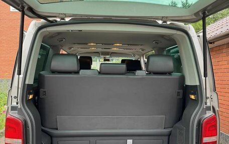 Volkswagen Multivan T5, 2010 год, 2 500 000 рублей, 10 фотография